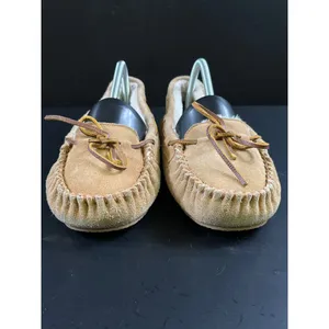 Minnetonka SKU 7672 Womens Moccasins Sheepskin Lined Slip On Shoes Size 10 thumbnail 4