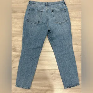 Old Navy High Rise Blue Jeans Size 14 thumbnail 2
