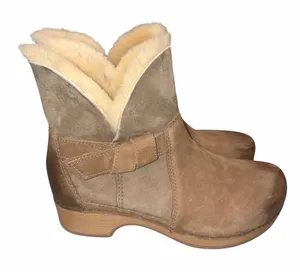 Dansko Nubuck Leather Water Resistant Shearling Lined Bessie Clogs Booties Shoes 38 thumbnail 1