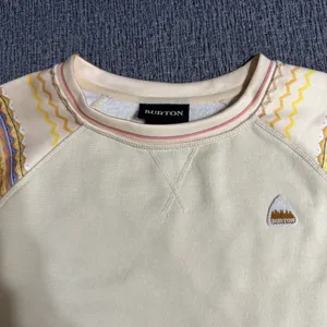 Burton Women’s Oak Crew Sweatshirt thumbnail 5