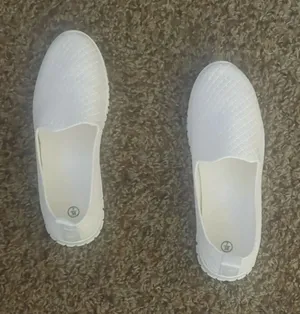 Source Unknown White Women’s Slip-On Flats thumbnail 1