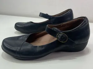 Dansko Leather Mary Jane Shoe Women 39 8.5 Boho Academia Minimalist Whimsigoth thumbnail 1