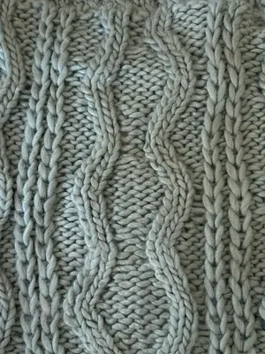 Hunter cable-knit Neck Warmer, light blue, logo in front. NEW with tags thumbnail 6