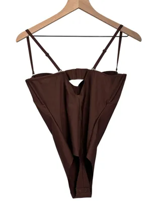 Skims Body Molded Underwire Bodysuit Size Small NWT Cocoa ( SOLD OUT) thumbnail 6