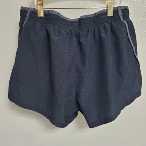 Nike Dri Fit Shorts Mid Rise Polyester Drawstring Size Medium thumbnail 2