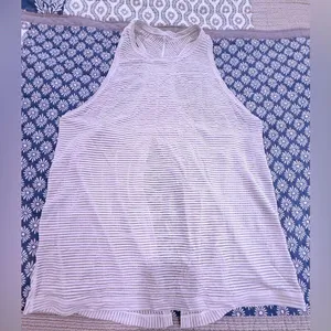 Lululemon All Tied Up Sport Tank, size 8 - EUC! thumbnail 1
