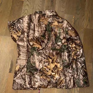 Realtree Camo Puffer Jacket with Pink Accents thumbnail 3