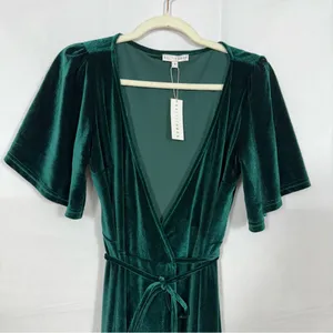 Baltic Born Meghan Velvet Wrap Maxi Dress Emerald Green Holiday Party Christmas thumbnail 5