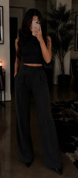 Zara Black Sleeveless Mock Neck Cropped Knit Top Womens Small EUC thumbnail 1