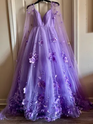 Ellie Wilde Lilac Embroidered Lace‎ Organza Sparkly Prom Dress w/Cape Sleeves 6 thumbnail 4