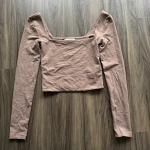 Aritzia Babaton Top thumbnail 2