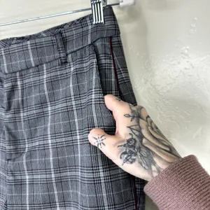 Abercrombie & Fitch Simone Plaid High Rise Ankle Flare Tailored Trouser Pants thumbnail 5