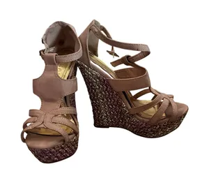 Women’s Liliana 5 1/4" Platform Wedge Sandals Tan Size 5-5.5 thumbnail 1