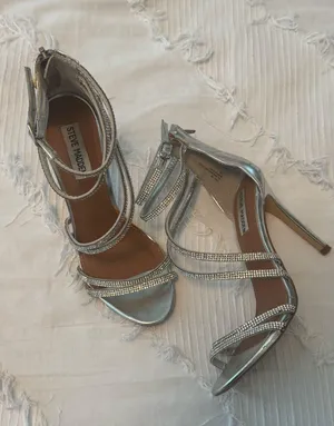 Steve Madden heels  thumbnail 1