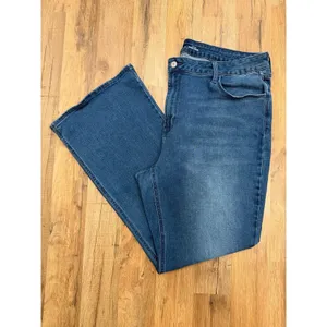 Old Navy High Rise WOW Flare Jeans Women Size 18 Blue Stretch Bootcut Denim thumbnail 2