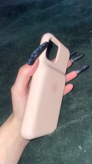 iPhone Apple 11 Pro Case Charging thumbnail 8