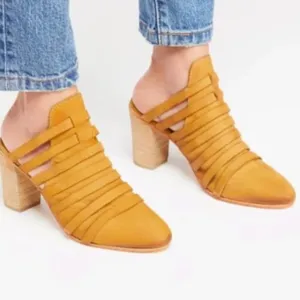 Free People Byron Strappy leather Mules size 39 8.5 heeled booties thumbnail 2