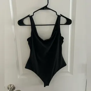 Skims Fits Everybody Square Neck Bodysuit thumbnail 3