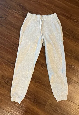Lululemon Sweatpants thumbnail 1