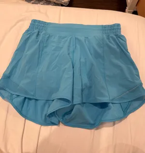 Lululemon Shorts Hotty Hot 4" High-Rise thumbnail 1