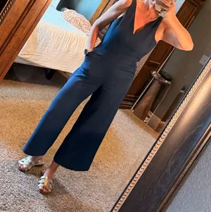 Wilfred Aritzia Navy Tie Back Wide Leg Cropped Jumpsuit Size 4 thumbnail 1