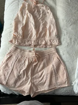 Aerie Set thumbnail 1