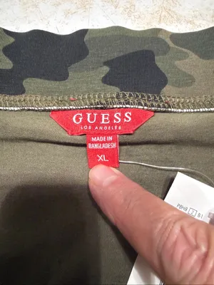 Guess Camouflage off the shoulder top Sz XL NWT thumbnail 4