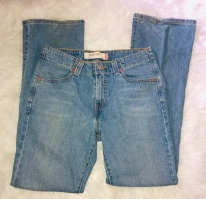 Levi’s 525 boot cut jeans thumbnail 1