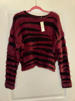 Garnet Sweater thumbnail 2