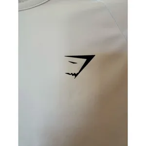 Gymshark Long Sleeve Training Crop Top Crew Neck Slim Fit White Women's Small thumbnail 6