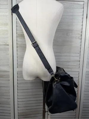 JUSTFAB Black Vegan Leather Weekender Travel Overnight Duffle Bag thumbnail 3