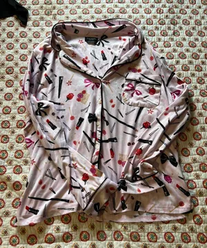 Kate Spade All Dolled Up Makeup Bows Pajama Top size large thumbnail 1