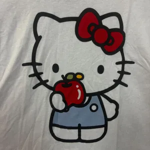 Hello Kitty Apple crop top size medium thumbnail 2