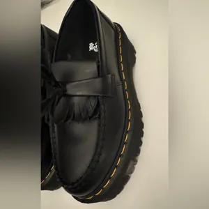 Dr. Martens Black Leather Tassel Loafers NEW WITHOUT BOX thumbnail 8