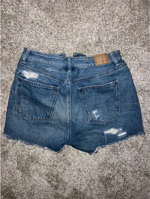 American Eagle Highest Rise Mom Shorts thumbnail 2