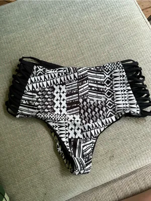NWOT L*Space high waist Itsy cut bikini bottoms large thumbnail 2