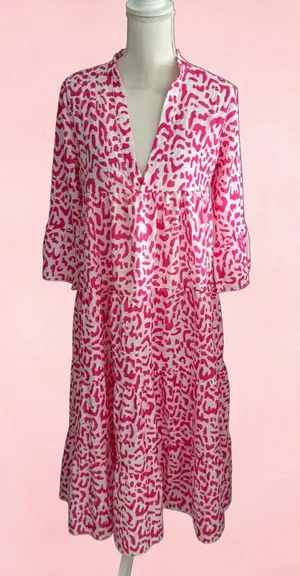 MADE WITH LOVE Pink White Animal Print Maxi Dress Size Small NEW NWT thumbnail 1