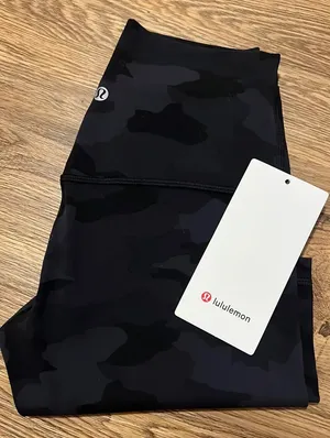 Lululemon 28” Align Leggings thumbnail 1