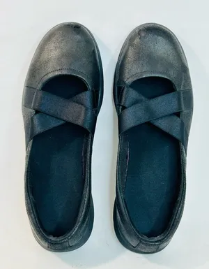 Skechers GoStep Dainty Slipon MaryJane Flats in Black size 9 thumbnail 1