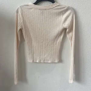 Forever 21 Cream Ribbed Cropped Cardigan Sweater Size S thumbnail 4