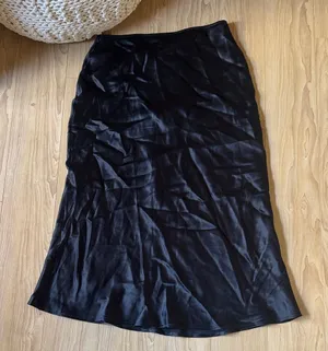 Reformation Black Satin Midi Skirt thumbnail 1