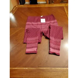 Fabletics Holiday Print Fair Isle Plaid Red Legging Xl Nwt Designer thumbnail 2