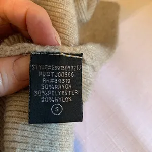 Cyrus Very Warm Cardigan Women’s Size Small Oatmeal Color Open Front thumbnail 8