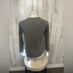 Gray top Gray Size M thumbnail 3