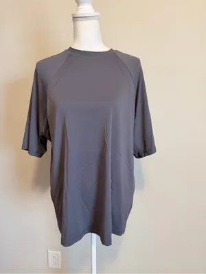 NWT Nike x Skims airy oversized boyfriend t-shirt in raven size xs thumbnail 2