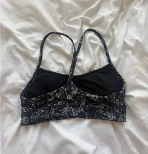 Lululemon Bra thumbnail 2