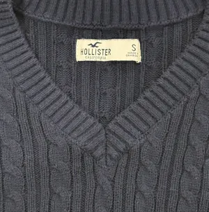 Hollister knot sweater top thumbnail 2