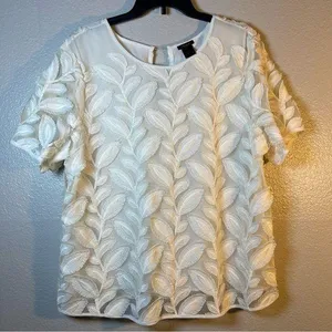 Ann Taylor Factory White Leaf Pattern Top SZ:XL thumbnail 1