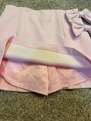 SHEIN Pastel Pink Mini Skirt with Bow Accents thumbnail 2