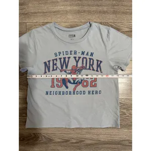 Marvel Spider-Man New York 1962 Graphic Tee Light Blue XL Short Sleeve Crop Top thumbnail 5